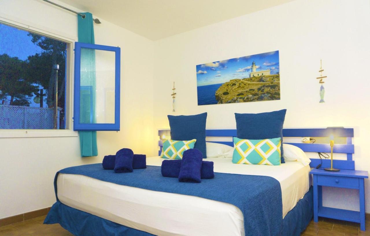 Apartamentos Ciutadella Cala Blanca  Quarto foto